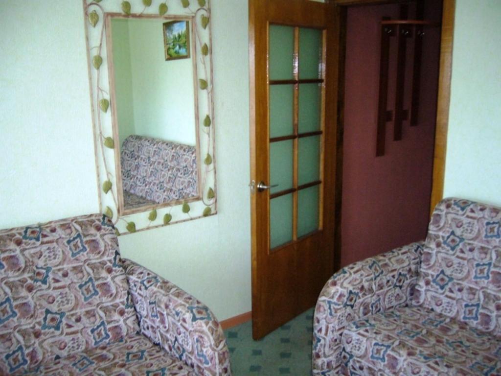 Hotel Profspilkovyi Lutsʼk Dış mekan fotoğraf
