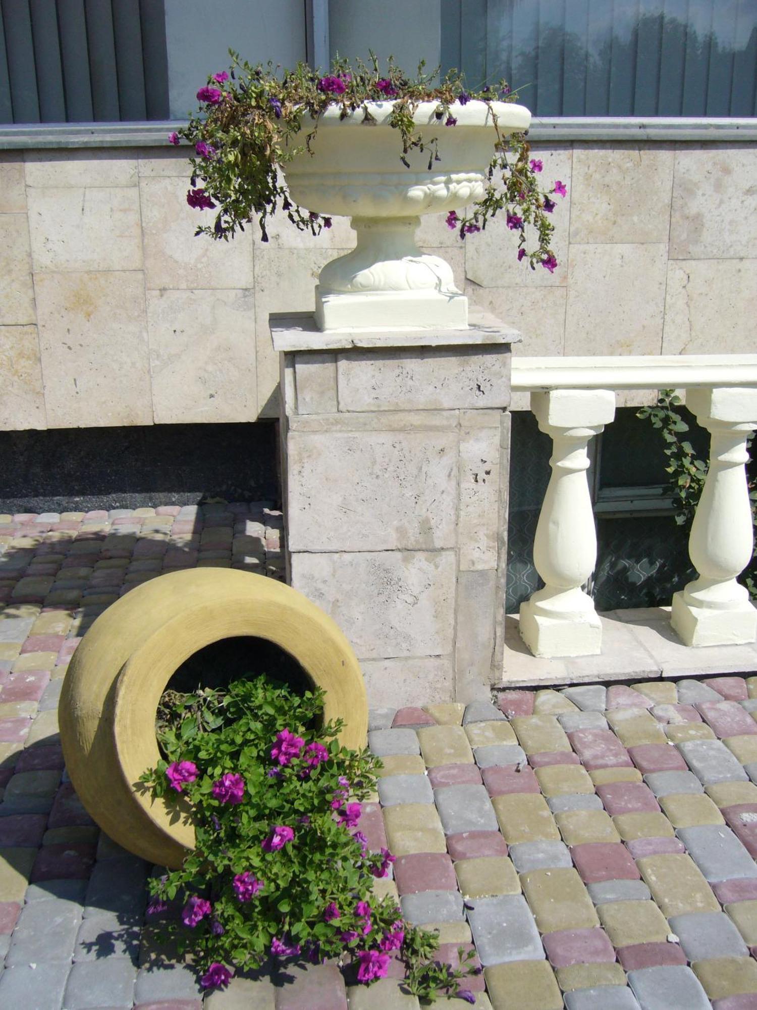 Hotel Profspilkovyi Lutsʼk Dış mekan fotoğraf